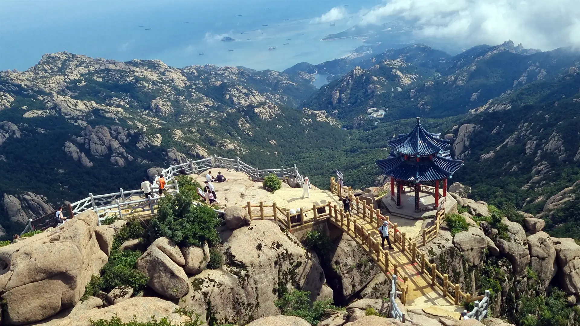 칭다오 노산과 황산의 웅장한 풍경 사진